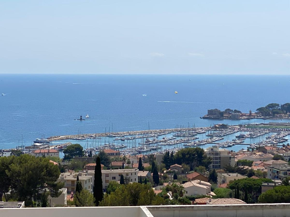 Superbe T2 44M2 - Grande Terrasse Vue Mer Panoramique Exceptionnelle Piscine - Parking Bandol Bagian luar foto